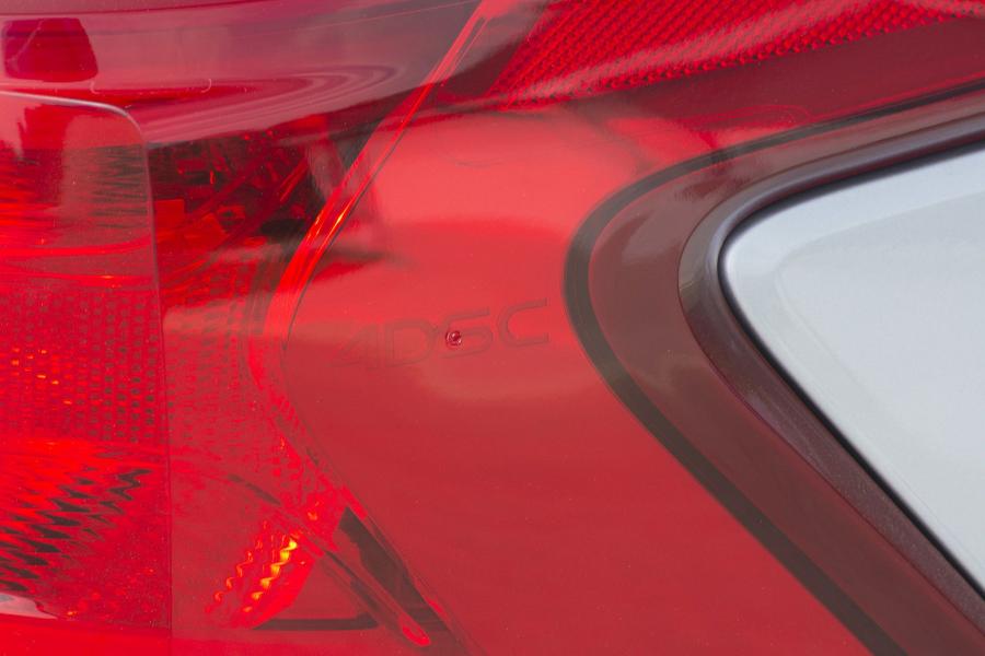 Детали экстерьера Nissan Maxima SR 2016 года  (NA) (фото 10 из 36)